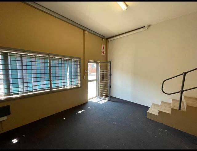 INDUSTRIAL PROPERTY TO RENT IN HENNOPSPARK